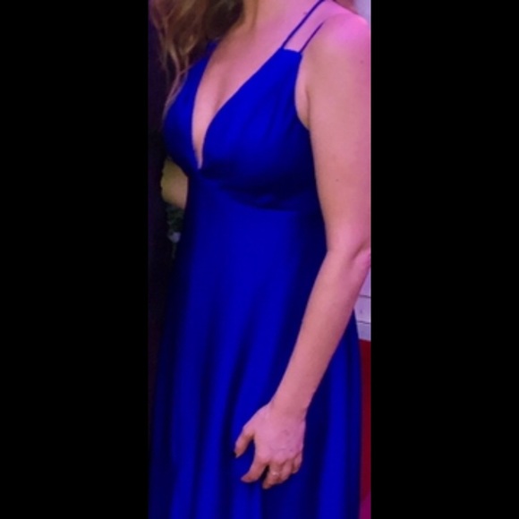 Gorgeous royal blue Grecian gown - Picture 4 of 8